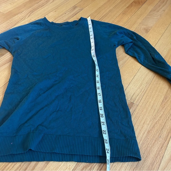 Lululemon Rest Less Pullover Rib/Textured Pattern Blue - Picture 4 of 10